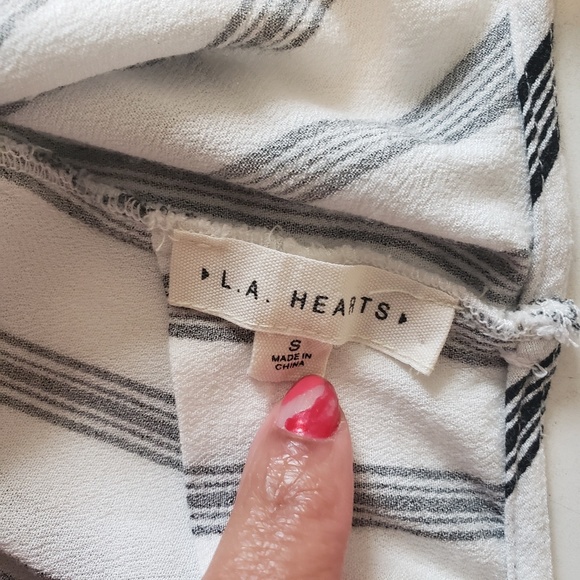 L.A Hearts Strip Crop Tank Top - Picture 4 of 6